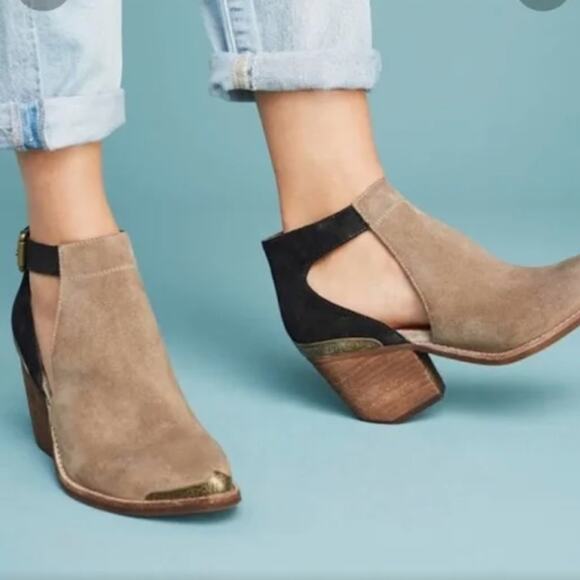 Jeffrey Campbell Woodruff Cutout Ankle Booties‎ Size 8 - Picture 1 of 13
